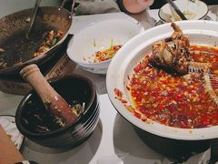 -费大厨辣椒炒肉(高铁吾悦广场店)
