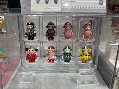 -泡泡玛特POPMART(侨福芳草地店)