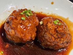 鸭黄狮子头-梅飞酒家(桑园路店)