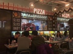 等位区-BOTTEGA意库(中骏世界城店)