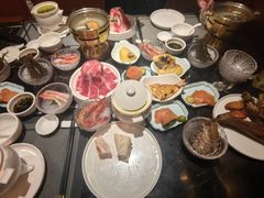 -半岛翡丽海鲜自助餐厅(观风亭店)