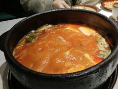 -贵府酸汤牛肉火锅·贵州老字号(飞山街店)