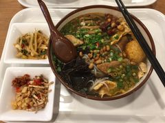 -螺丰汇柳州螺蛳粉(苹果园地铁站F口店)