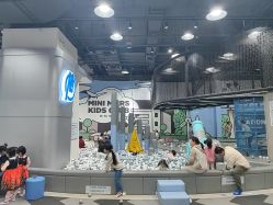 -MINI MARS 脚下的城市乐园·餐饮·派对(静安江宁店)