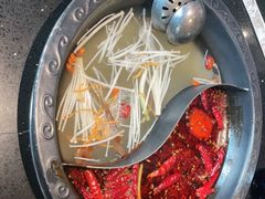 -宽板凳老灶火锅(簋街店)