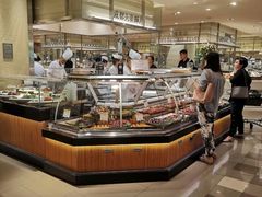面包甜点陈列柜-远大美食广场(远大购物中心店)