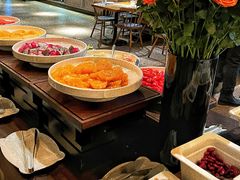 餐包和水果沙拉-食间牛排(湖西路店)
