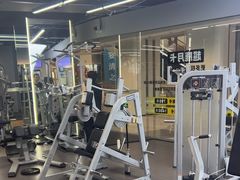 -超鹿运动(五四路恒力城店)