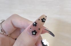 -美奈サロン美甲美睫皮肤管理