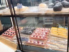 -奈雪的茶(亨特国际广场店)