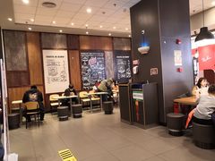 -汉堡王(大连柏威年餐厅店)