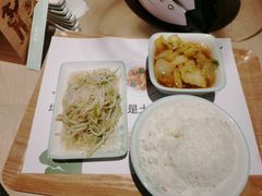 -老乡鸡(上海白玉兰广场店)
