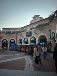 -奇幻丛林(佛罗伦萨小镇店)