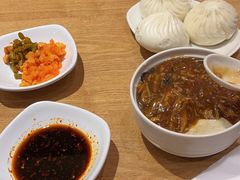 -南城香·饭香串香馄饨香(青年路店)