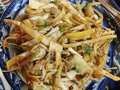 -蜗牛小馆醉乡民谣云南菜(惠新西里店)