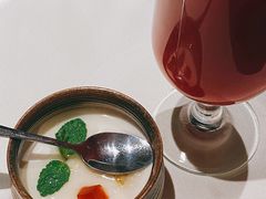 自制酸奶配蜂巢蜜-四季民福烤鸭店(故宫店)