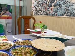 -官塘陈记鱼生·潮汕砂锅粥·牛肉火锅(潮枫路总店)