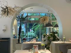 -春树下·树屋花房西餐厅(罍街AS1980店)