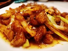 葱烧蹄筋-闫府私房菜·百年鲁菜(恒隆店)