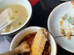 -南渝食府.墨脱石锅松茸鸡
