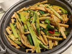 秋葵炒山笋-天厨妙香素食餐厅(清华店)