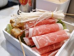 -百品聚旋转火锅(万德庄店)