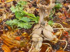 -鸿顺老铁锅美蛙鱼府(解放碑店)