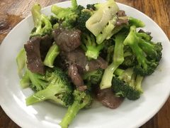 西兰花炒牛肉-顺发饭店