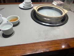 -四点金粥底火锅(沂州里店)