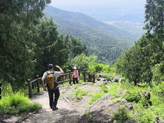 -北京十三陵国家森林公园蟒山景区