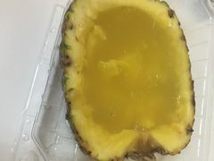 -志龙皇冠吃货椰子铺