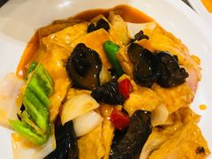 -兔行天下-鸿鹤鲜锅兔(中海国际店)