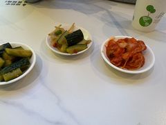 -杨铭宇黄焖鸡(新华路店)