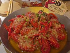 -巴厘龙虾·榜首油焖大虾(音乐学院·沿江酒馆店)