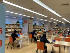 -杭州滨江区图书馆科技分馆