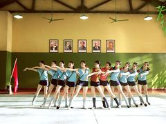 -武汉华夏国际影城(鲁广店)