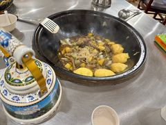 -粘豆包柴火铁锅炖