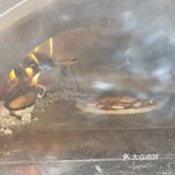不一会儿我们的晚餐就上了桌。这家店已经开了十年