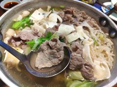 跷脚牛肉-全牛匠·乐山跷脚牛肉(西单华威约饭街店)