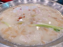 -老来福·非遗酸汤兔(凯旋路店)