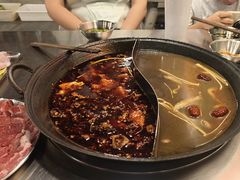 -鹿鸣山草本茶香火锅(园西路店)