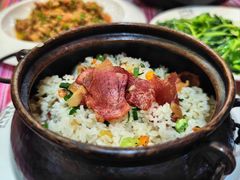 -香巴拉云南餐厅(华莱坞店)