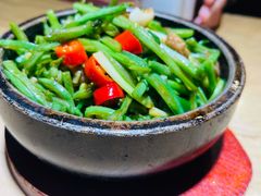 -巴依兄弟西域美食(机场店)