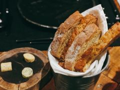 餐前包-AZUL by FUEL蓝色·法式酒馆(琶醍店)