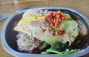 Egg and Pork Steamed Rice Noodles