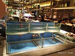 -钱小奴海鲜自助黑金店(杭州滨江龙湖店)