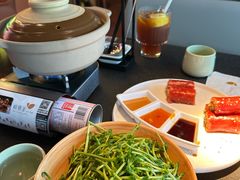 -蝴蝶里·粤菜·点心(滨江龙湖店)