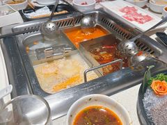 -海底捞火锅鲜切牛肉主题店(长寿路店)