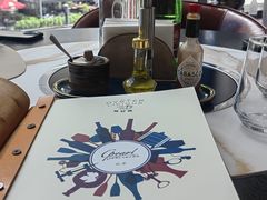 -斯普汇生蚝牛排馆(中骏世界城店)
