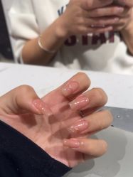 -丽心自助美甲美睫